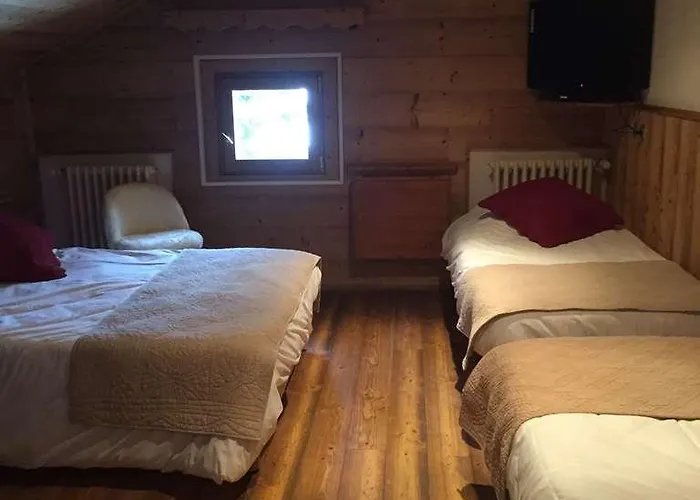 アルパジュル ホテル 3*